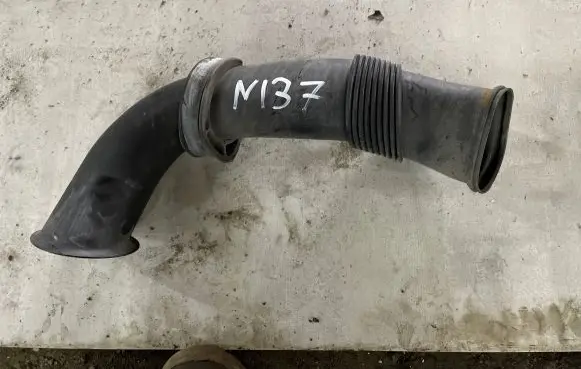 Porsche Cayenne (9PA) Air intake hose/pipe 7L5128609 7L5128752