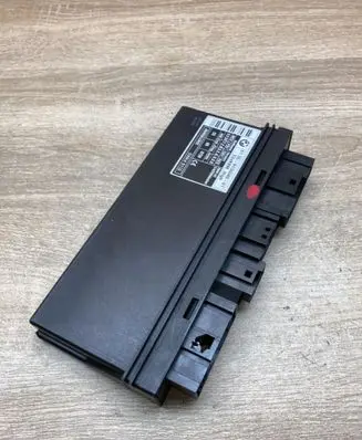 BMW 5 E60 E61 Comfort/convenience module 9136040 5WK49110