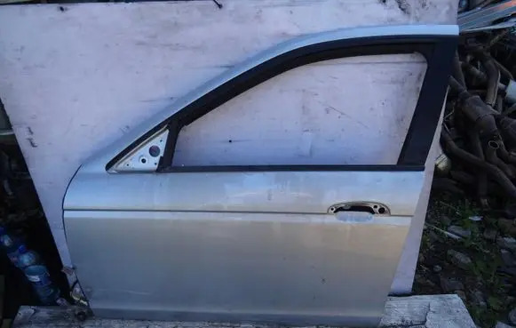 Jaguar S-Type Front door