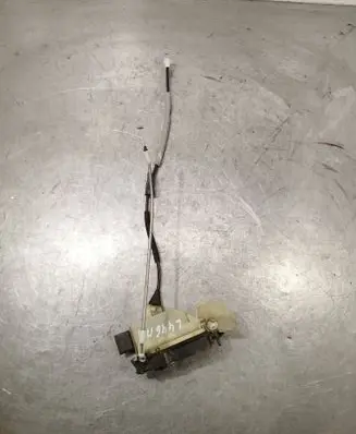 Citroen C4 II Front door lock 9685351380