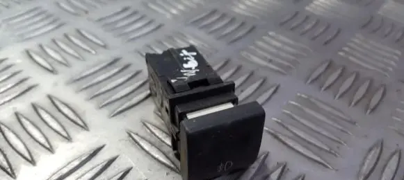 Fog light switch