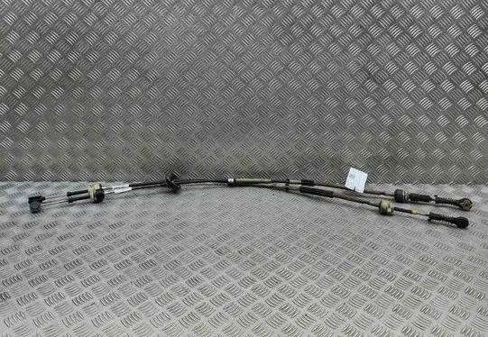 Mercedes-Benz CLA C117 X117 W117 Gear shift cable linkage A1763600373