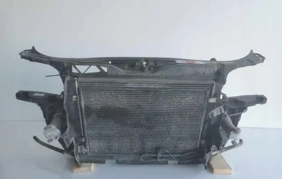 Volkswagen Transporter - Caravelle T5 Radiator support slam panel