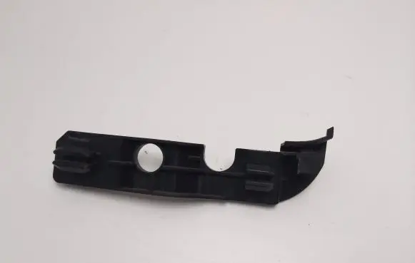 Hyundai Getz Front bumper mounting bracket ECJ28