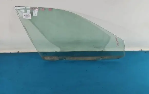 Seat Leon (1M) Front door window glass four-door IMPRK1445812