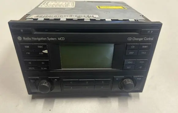 Volkswagen PASSAT B5.5 Radio/CD/DVD/GPS head unit 1J0035191A 1Z2D4308607 7612001377