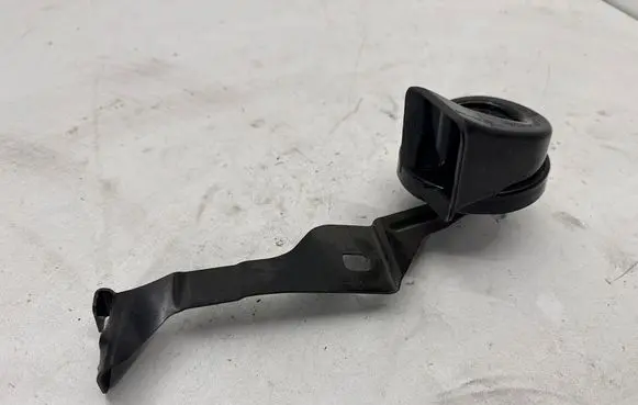 Ford Escape IV Horn signal LX6T13802CB LX6Z13832D