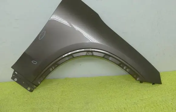 Mercedes-Benz EQE v295 Fender 2948804201