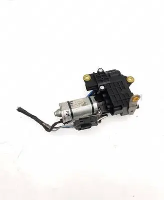 BMW 5 E60 E61 Steering column adjust motor 1171701 12V500051