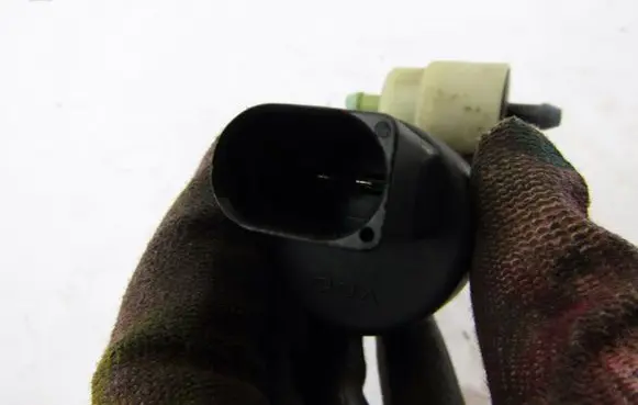 Audi A3 S3 8P Windscreen/windshield washer pump
