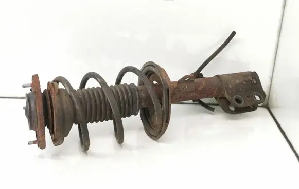 Toyota Corolla Verso E121 Front shock absorber/damper