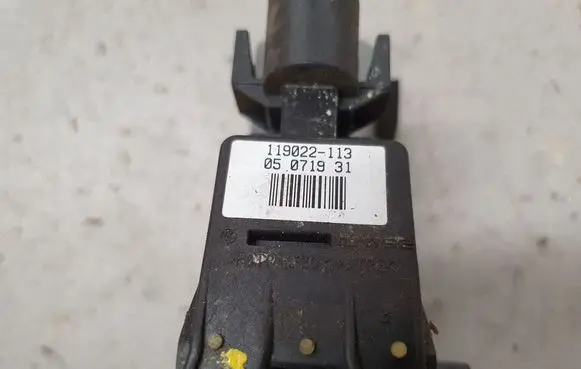 Audi A8 S8 D2 4D Rear door window regulator motor 0536001401 119010102