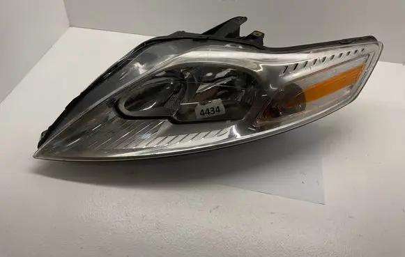 Ford Focus Headlight/headlamp 10113102 7S7113101BP 11365