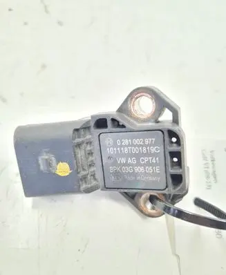 Volkswagen Golf VI Air pressure sensor 03G906051E 0281002977