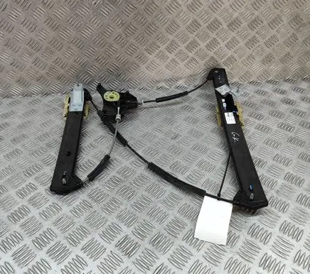 Audi e-tron Rear door window regulator with motor 4KE839461