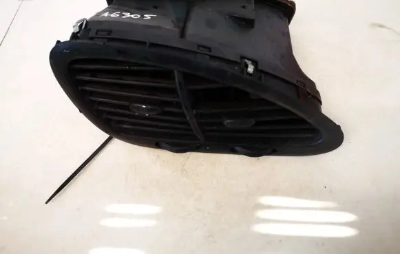 Dash center air vent grill