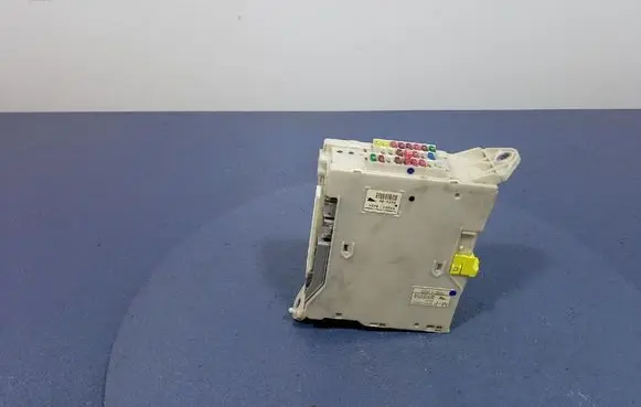Lexus GS 300 350 430 450H Fuse box set 61201-0404