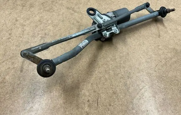 BMW 3 E46 Front wiper linkage and motor 61617071693 7071693
