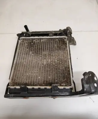 Chevrolet Camaro Coolant radiator 84510352 23377515 84399882