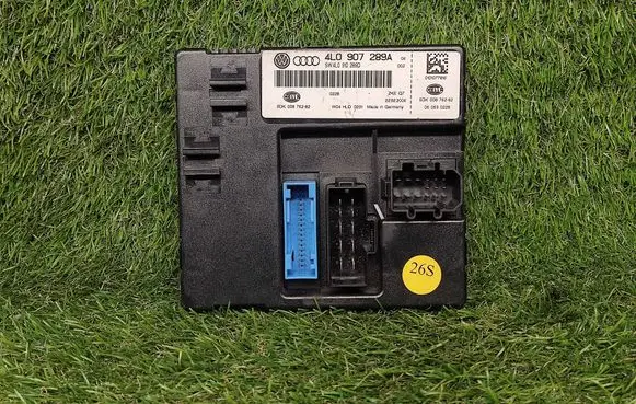 Audi Q7 4L Comfort/convenience module 4L0907289A 4L0910289D