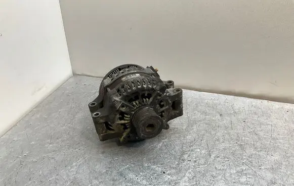 BMW 3 E92 E93 Generator/alternator 7591532 042106050