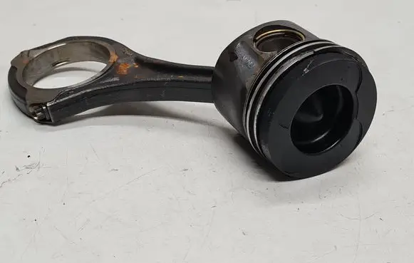 Mercedes-Benz GL X166 Piston 3144400 8370B 6423845