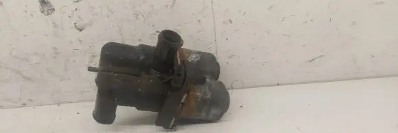 Mercedes-Benz E W124 Coolant heater control valve 1147412015
