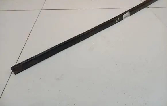Honda Civic IX Front door glass trim molding 73152TV0E010M1