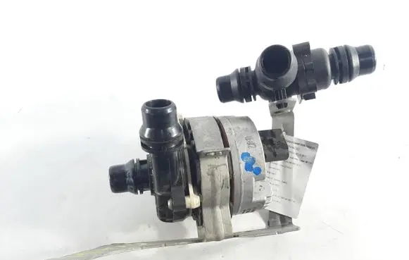 Mercedes-Benz 300 SL W198 Water pump A0005010100