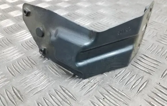 Seat Altea Fender mounting bracket 5P0821136