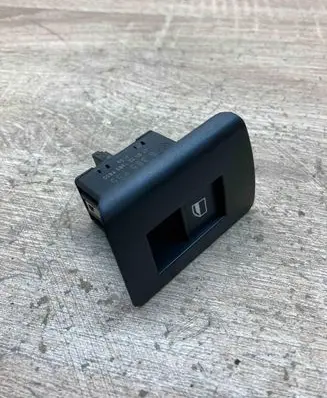 BMW X5 E53 Electric window control switch 8385955