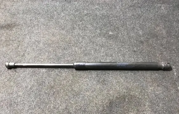 BMW 1 E81 E87 Tailgate/trunk strut/damper 7060622