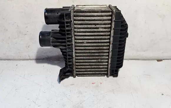 Toyota Avensis T250 Intercooler radiator 0G01 873067D