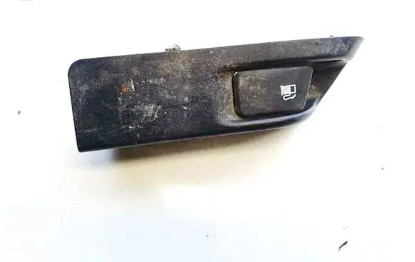 Toyota Urban Cruiser (XP110) Fuel tank opening switch 