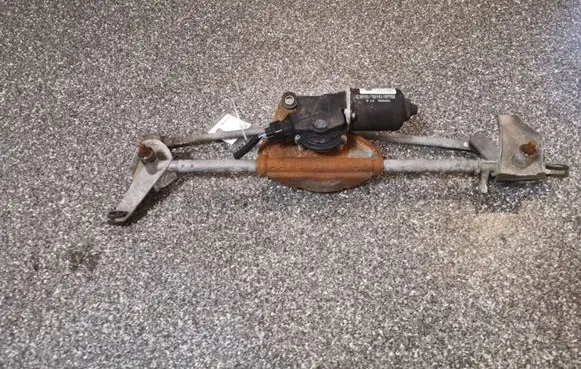 Toyota RAV 4 (XA20) Front wiper linkage and motor 8511042130