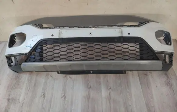 Volkswagen T-Roc Front bumper 2GA807221AE