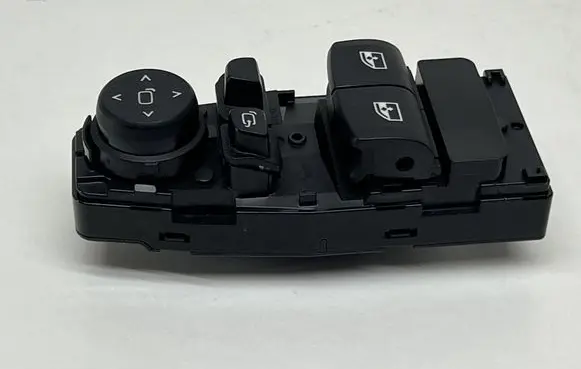 BMW 4 G22 G23 G24 G26 Electric window control switch 9370403