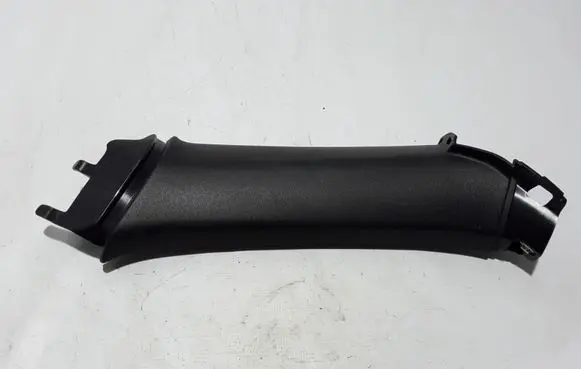 Volvo XC60 (D)pillar trim (top) 31425700