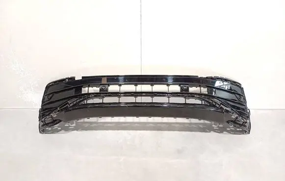 Volkswagen Tiguan Front bumper lower grill 5NA853677Q