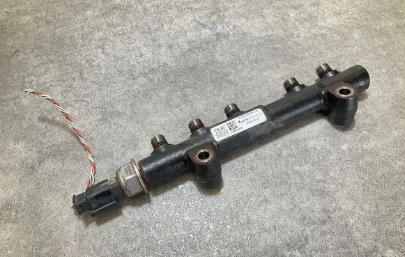 Peugeot 2008 I Fuel main line pipe 9685297580 140921528 28497Z01