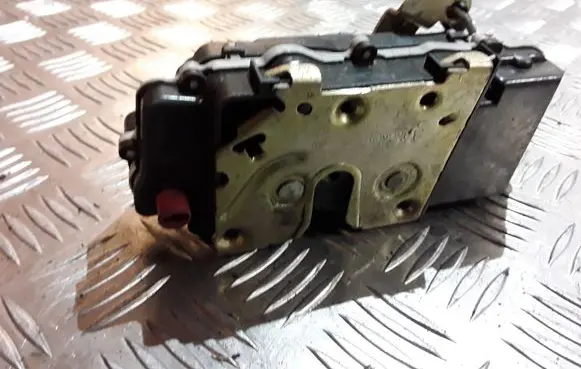 Citroen Xsara Picasso Rear door lock