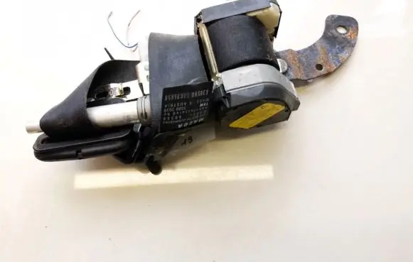 Mazda 323 F Front seatbelt bg2l