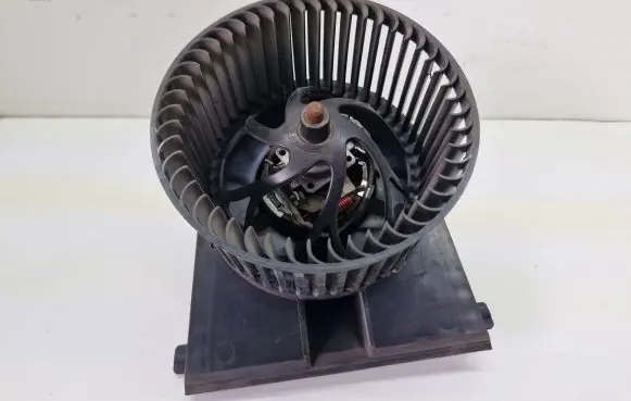 Volkswagen New Beetle Heater fan/blower 1J1819021A
