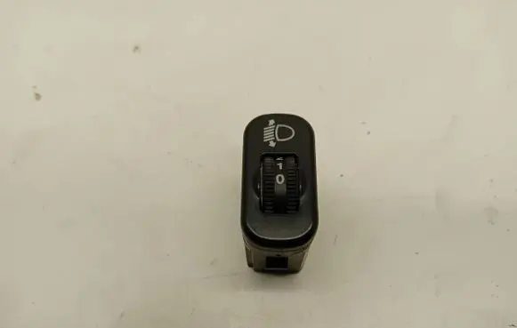 Volkswagen Crafter Headlight level height control switch 9065440131