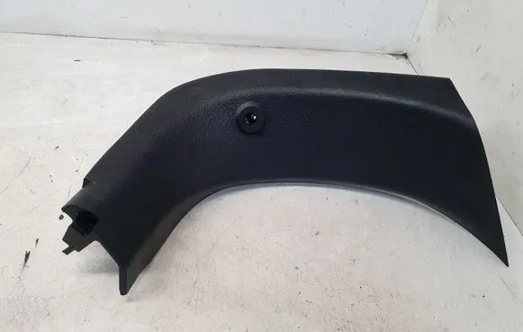 Toyota Auris E180 Tailgate/trunk side cover trim 6793802060