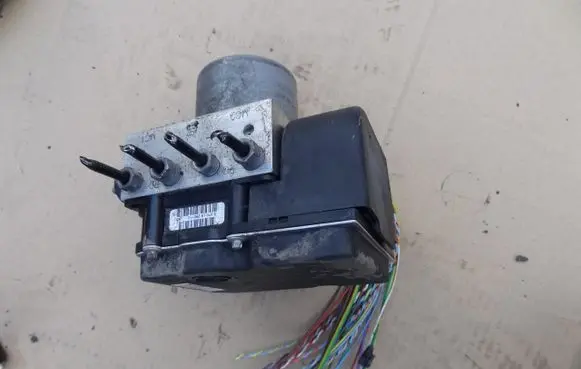 Peugeot 3008 I ABS Pump 9666848380
