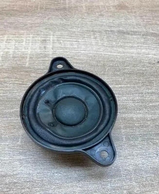 Mercedes-Benz E W211 Panel speaker A2118203002