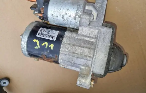 Nissan Qashqai Starter motor 233006662R