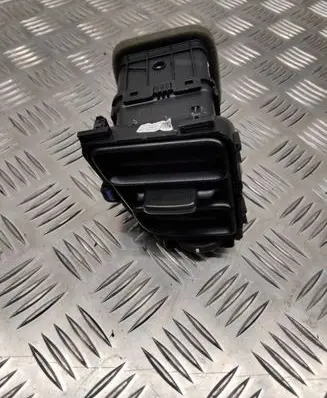 KIA Rio Dash center air vent grill 84740H8000 5820BBBAG