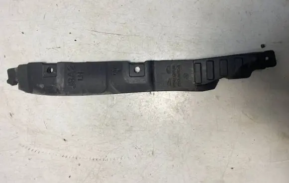 Land Rover Range Rover Velar Fender foam support/seal J8A216115A LR092649 J8A2-16115-A